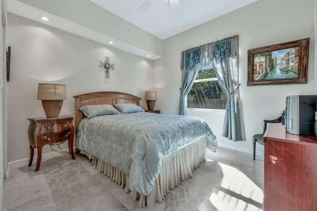 1640 Presidential Way, Unit 501, West Palm Beach, FL 33401 Photo