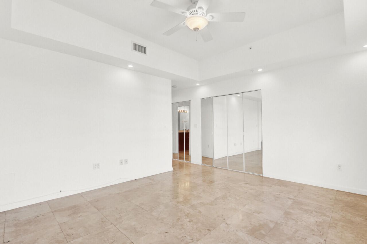 1640 Presidential Way, Unit 501, West Palm Beach, FL 33401 Photo