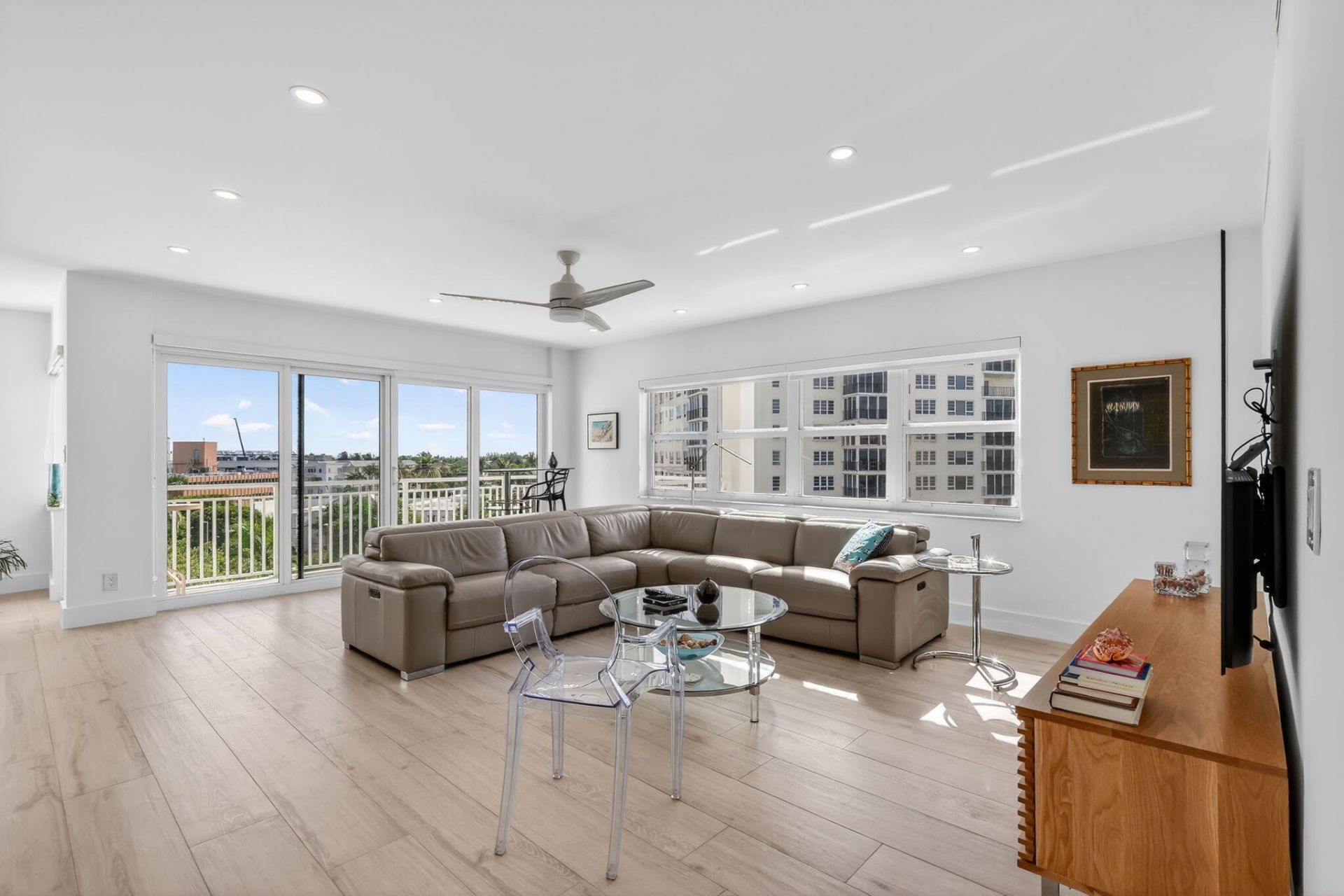 1000 Lowry Street, Unit 6j, Delray Beach, FL 33483 Photo