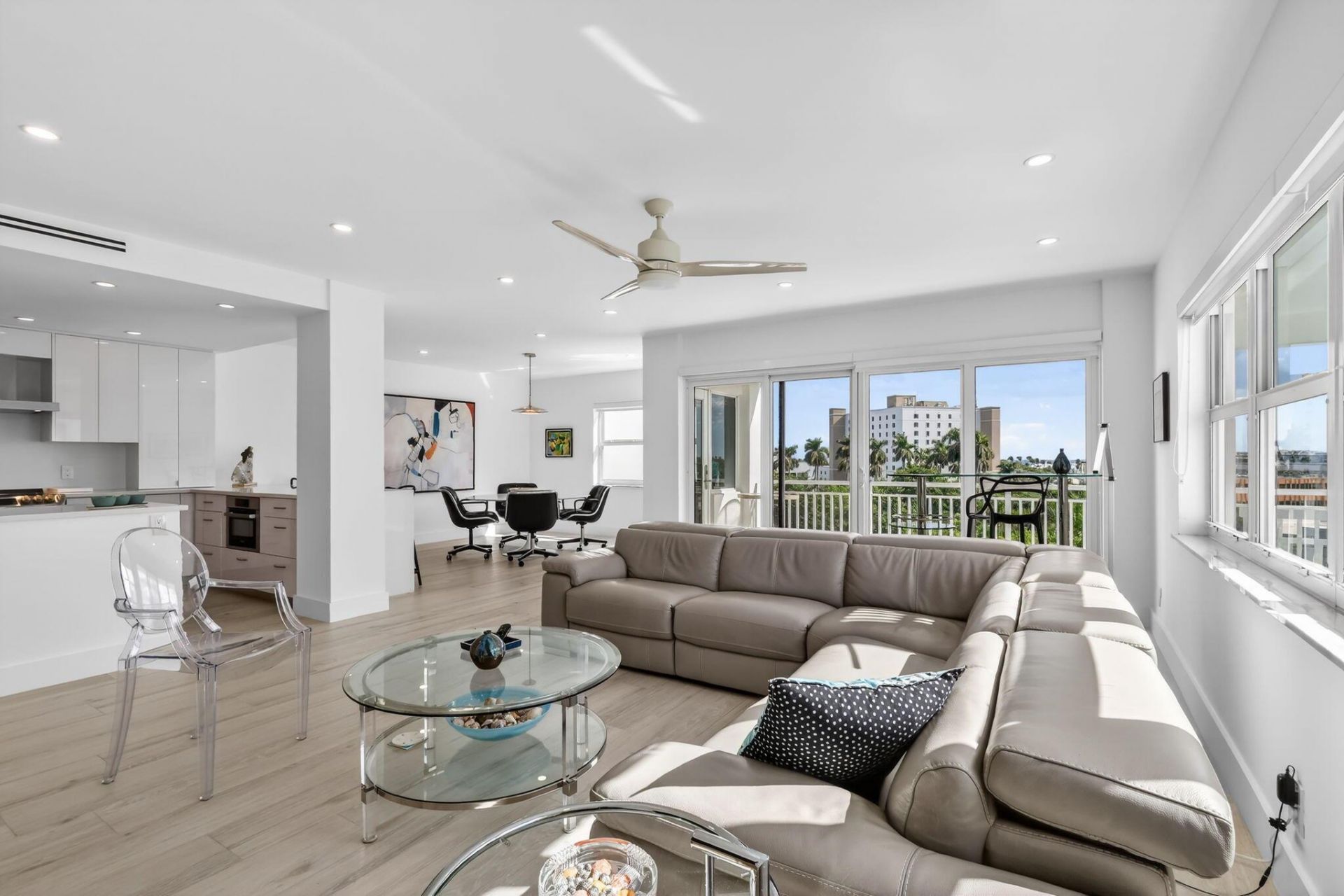 1000 Lowry Street, Unit 6j, Delray Beach, FL 33483 Photo