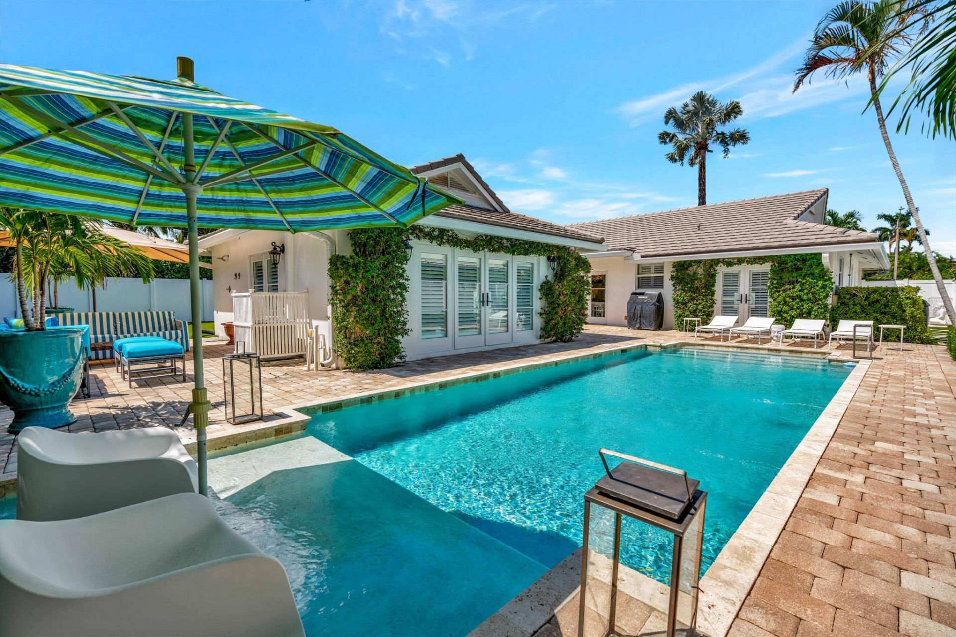 136 Worth Court S, West Palm Beach, FL 33405 Photo