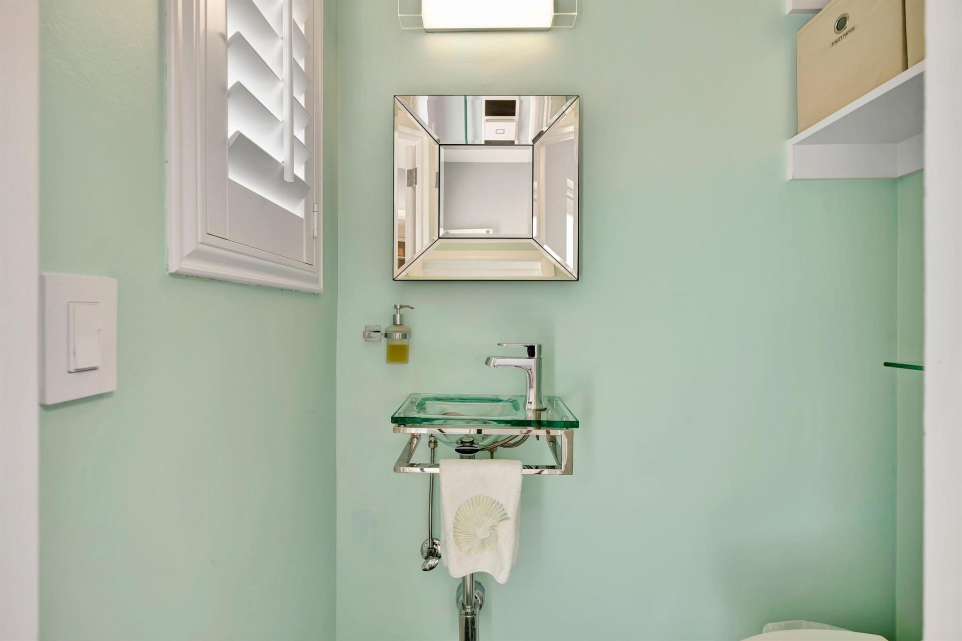 136 Worth Court S, West Palm Beach, FL 33405 Photo