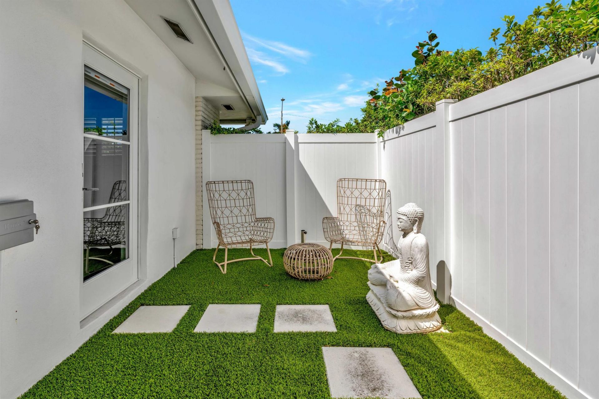 136 Worth Court S, West Palm Beach, FL 33405 Photo