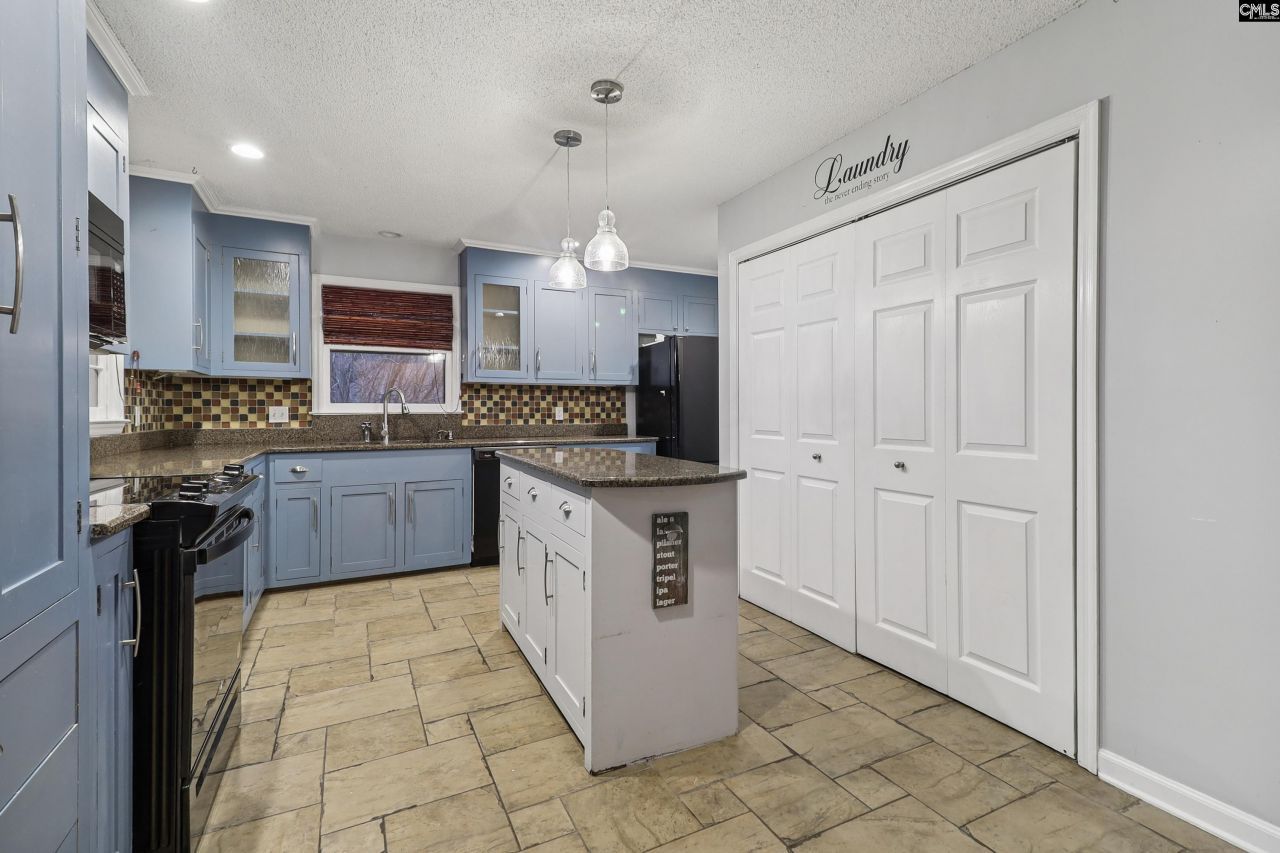 221 Viking Drive Photo 21