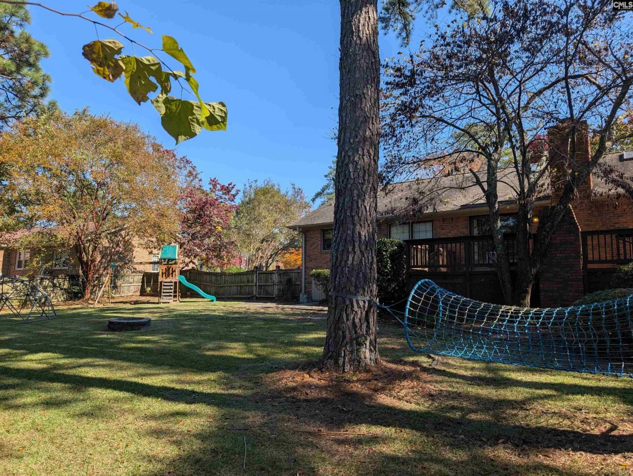 221 Viking Drive Photo 7