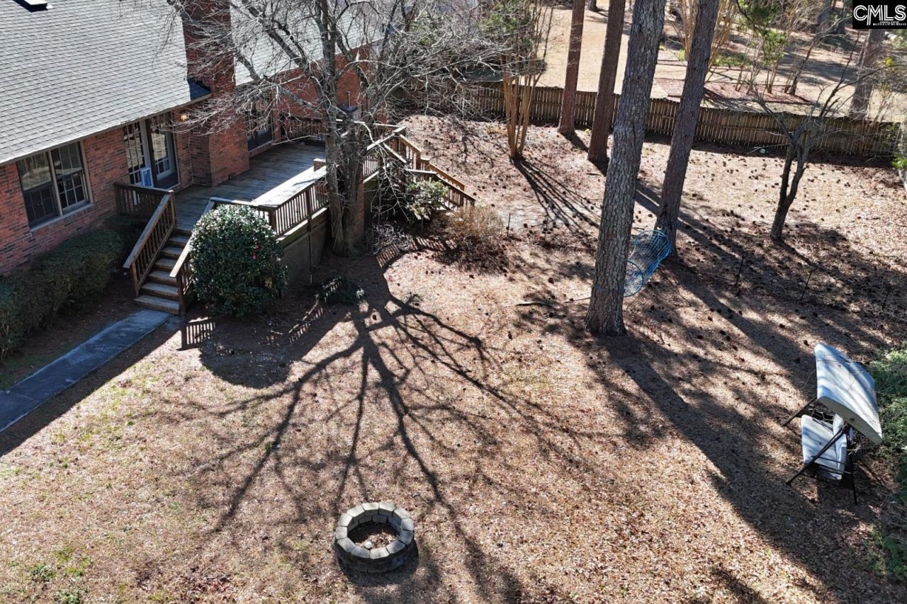 221 Viking Drive Photo 8