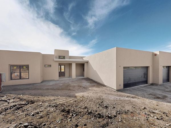 24 W Longview Drive, Santa Fe, NM 87505