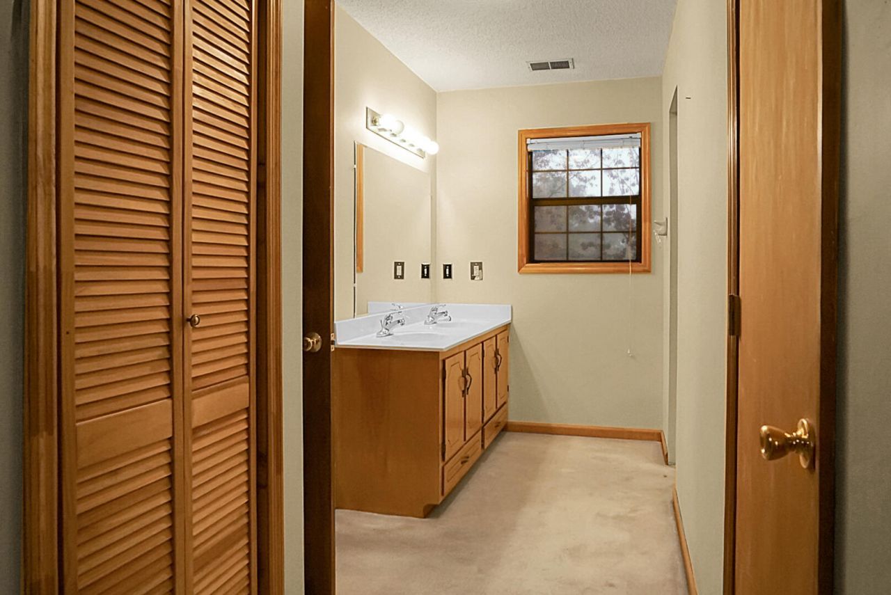 427 Grape Arbor Drive Photo 38