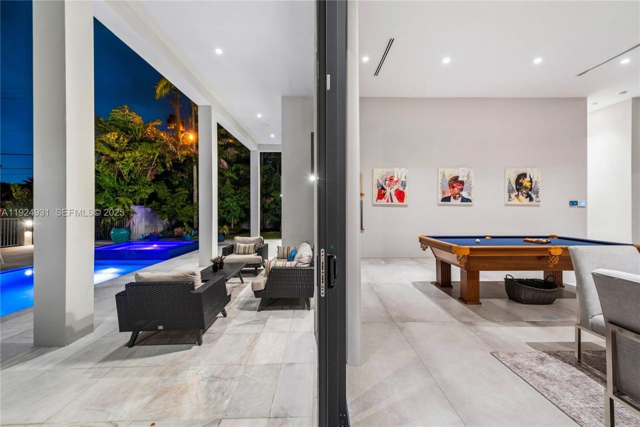 2700 NE 18th St, Fort Lauderdale, FL 33305 Photo