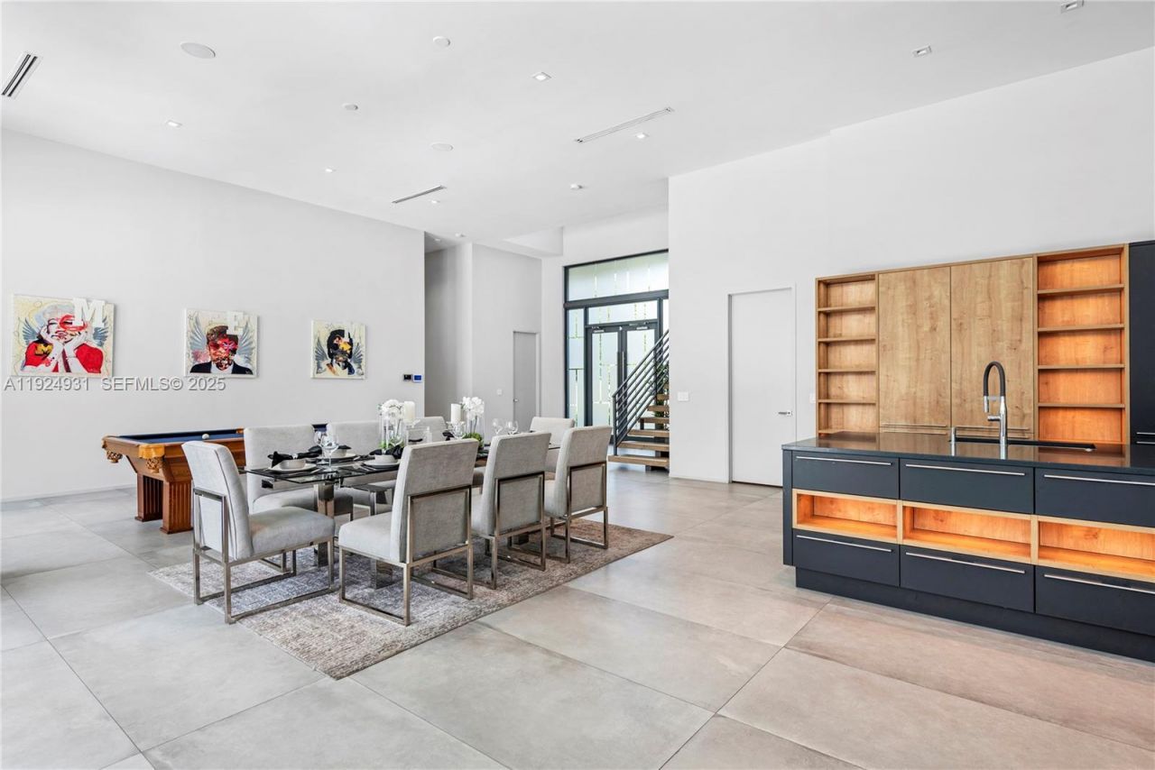 2700 NE 18th St, Fort Lauderdale, FL 33305 Photo