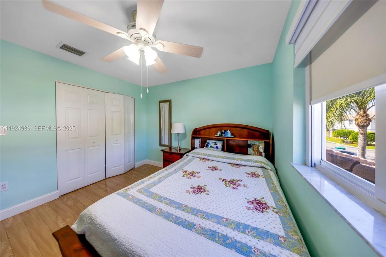 16236 SW 75th St, Miami, FL 33193 Photo