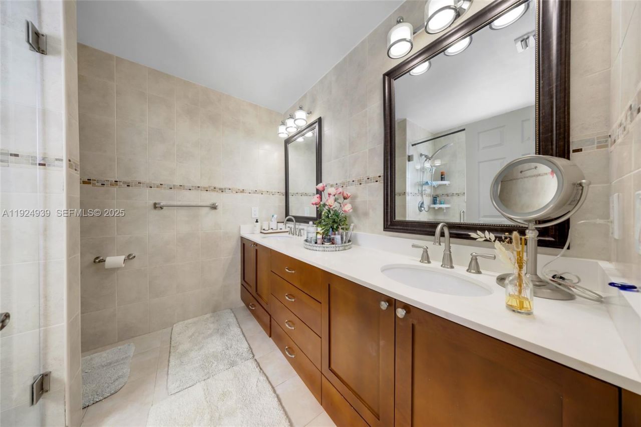 16236 SW 75th St, Miami, FL 33193 Photo