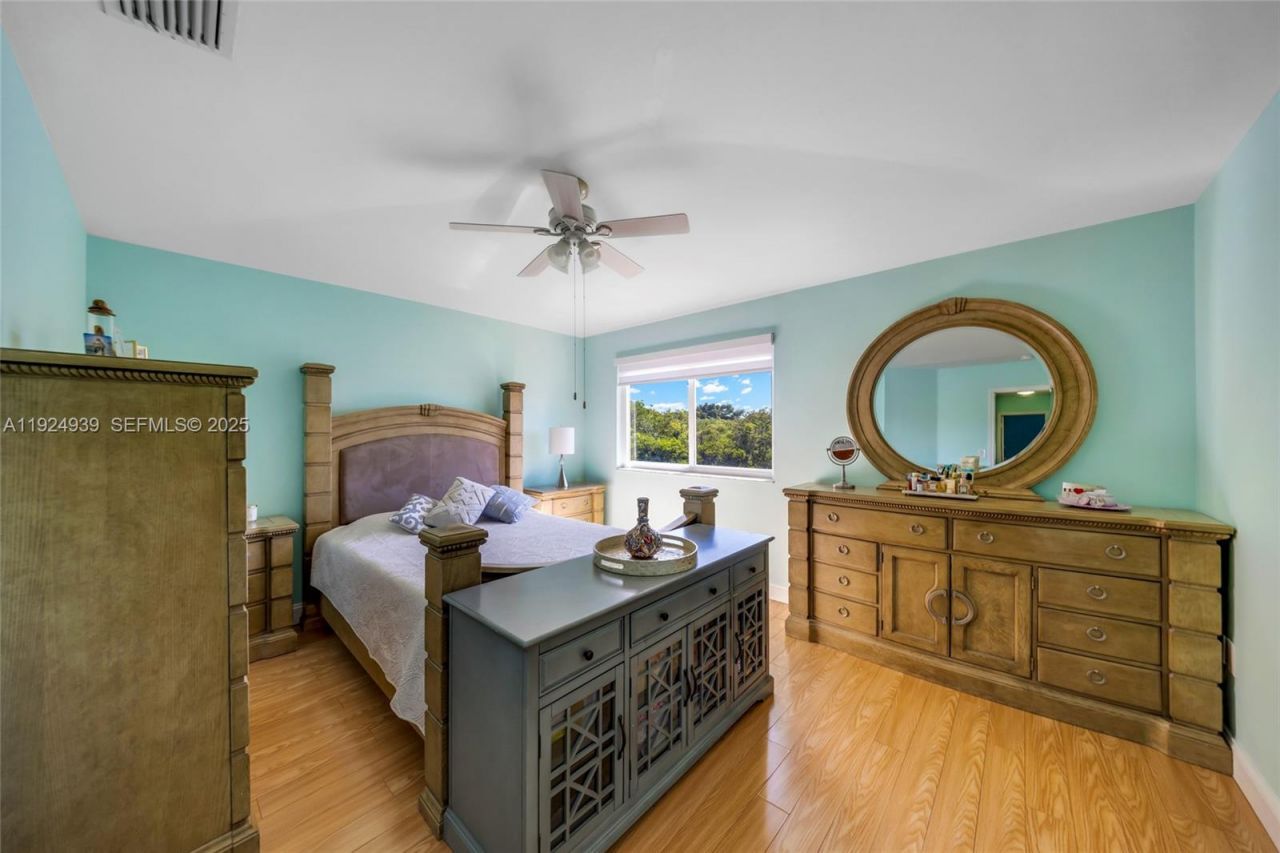 16236 SW 75th St, Miami, FL 33193 Photo