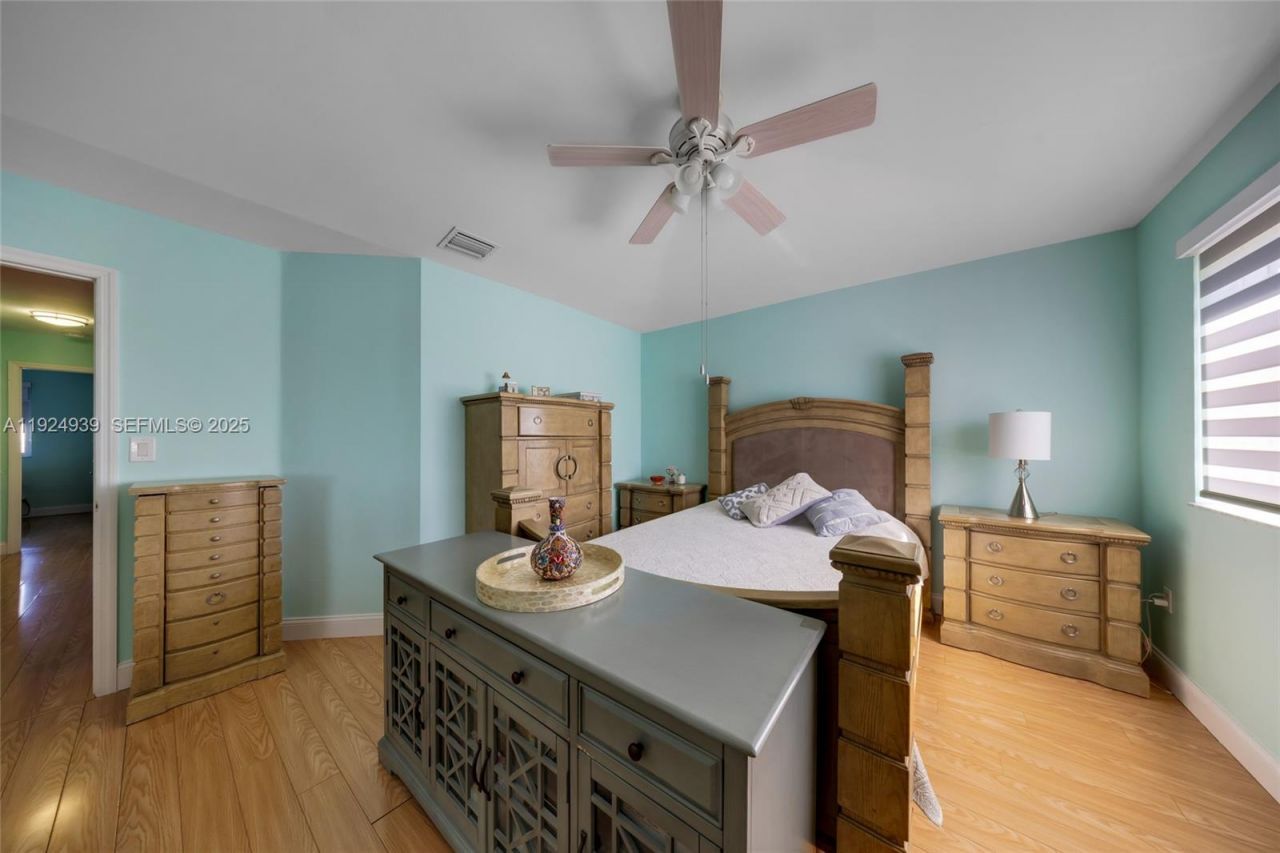 16236 SW 75th St, Miami, FL 33193 Photo