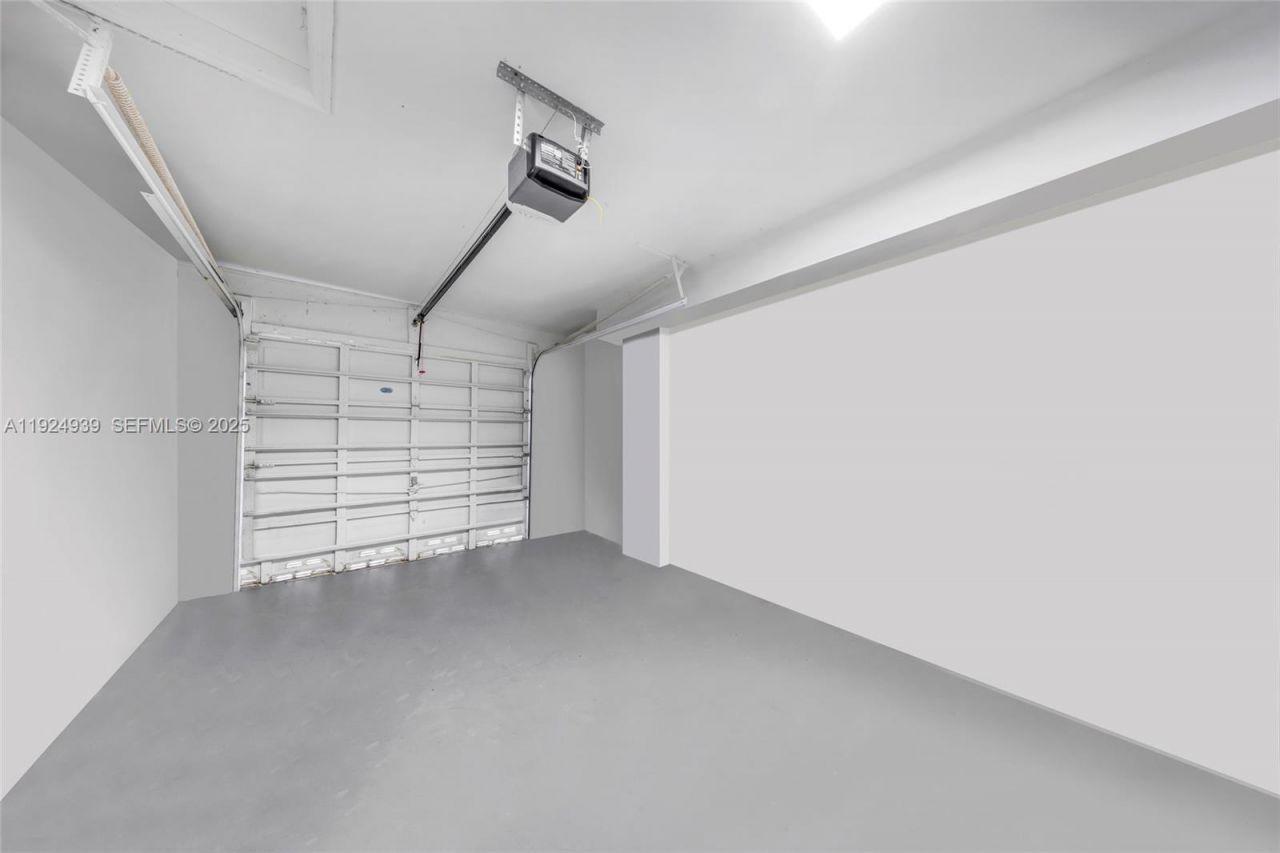 16236 SW 75th St, Miami, FL 33193 Photo