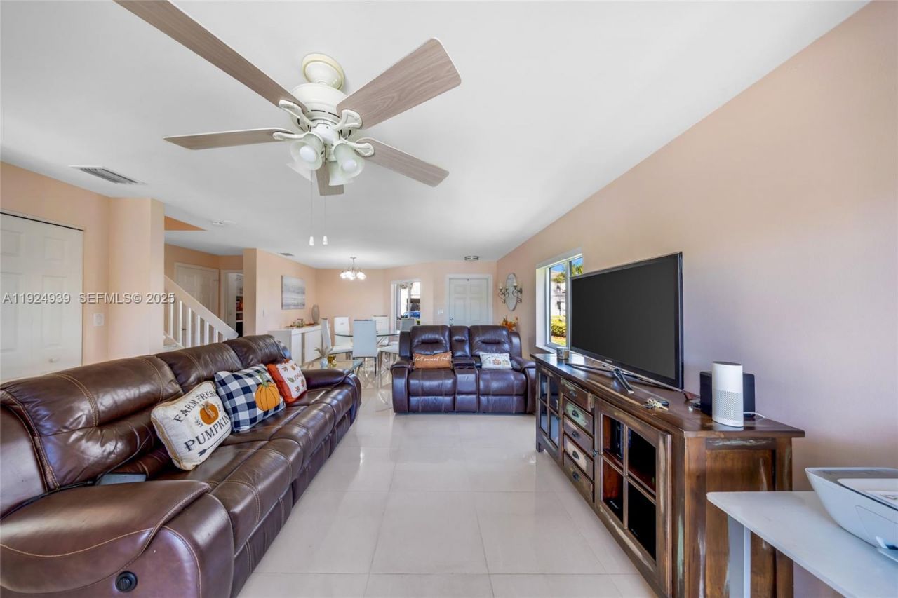 16236 SW 75th St, Miami, FL 33193 Photo