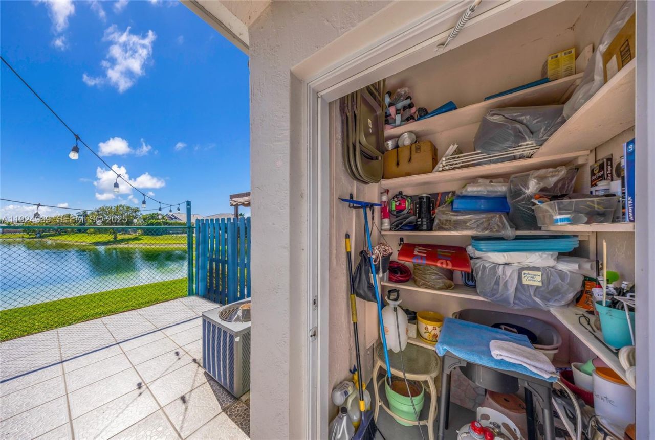 16236 SW 75th St, Miami, FL 33193 Photo