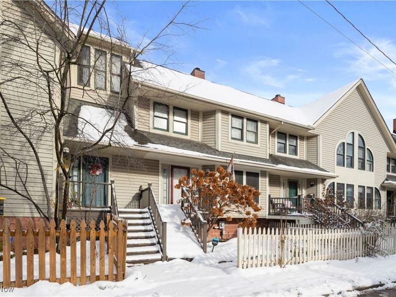 3034 Mabel Court, Cleveland, OH 44113 Photo 11