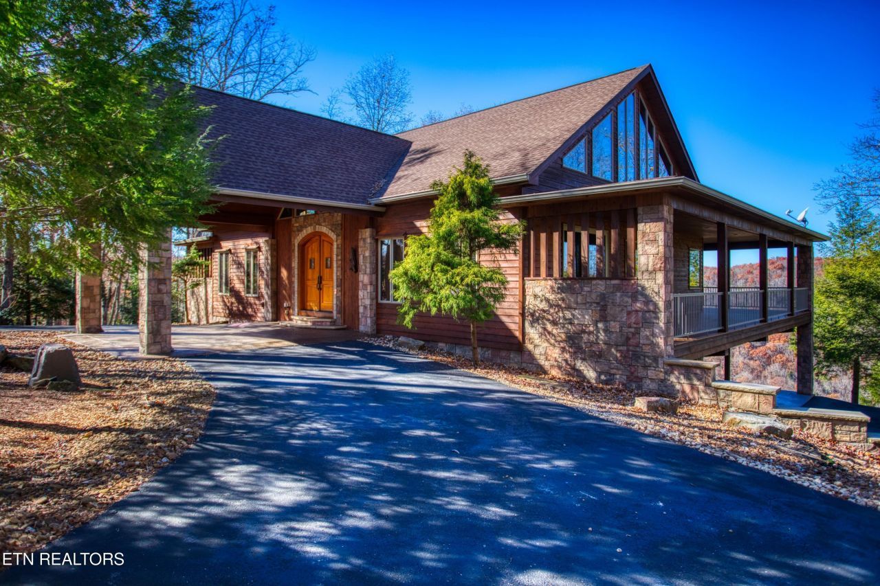 1129 Grandview Way, Jamestown, TN 38556 Main Photo