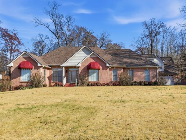 453 Stonemeadow Rd, Clarksville, TN 37043