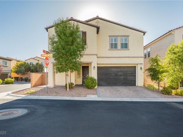 971 Huntington Cove Parkway, Las Vegas, NV 89178