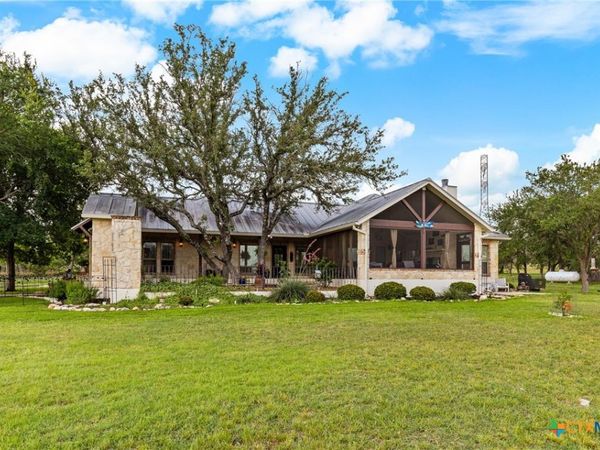 204 Kendall Jackson, Comfort, TX 78013