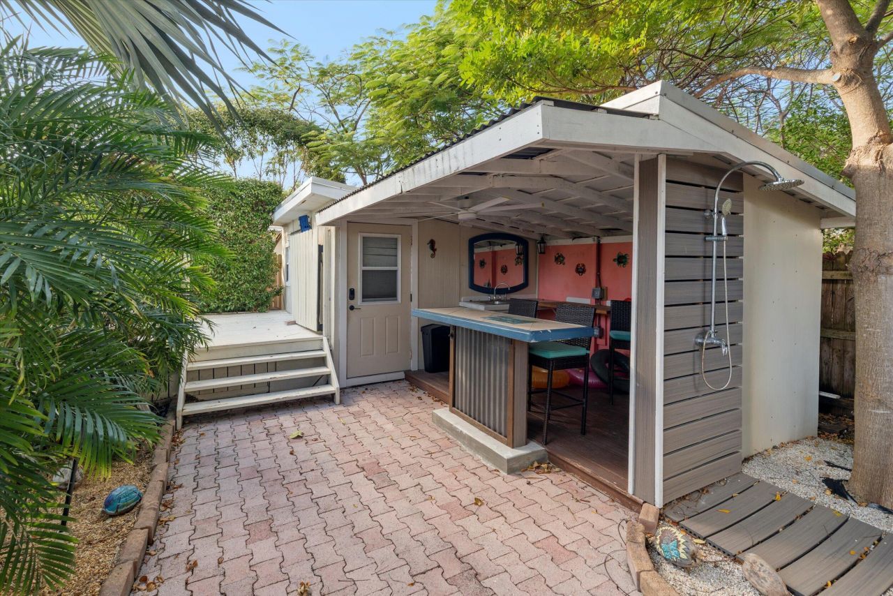 293 96th Street Ocean, Marathon, FL 33050 Photo