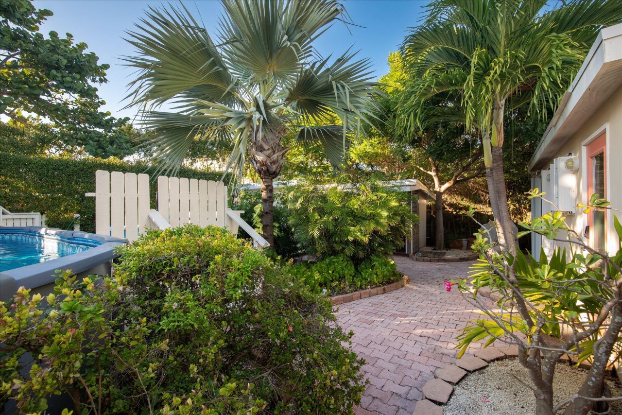 293 96th Street Ocean, Marathon, FL 33050 Photo