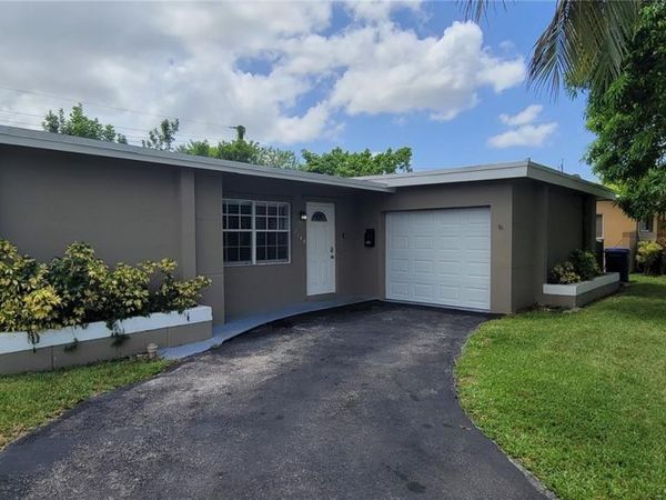 7160 NW 25 CT, Sunrise, FL 33313