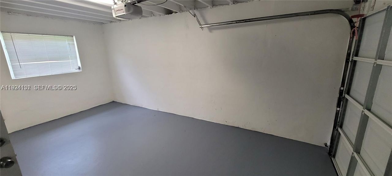 7160 NW 25 Ct, Sunrise, FL 33313 Photo