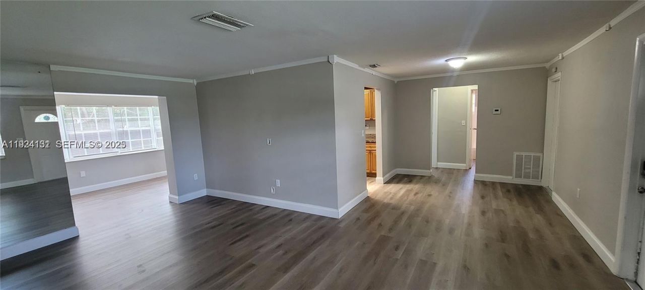 7160 NW 25 Ct, Sunrise, FL 33313 Photo