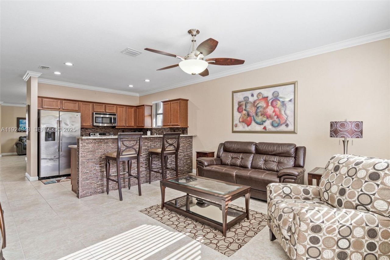 15154 SW 118th St, Miami, FL 33196 Photo