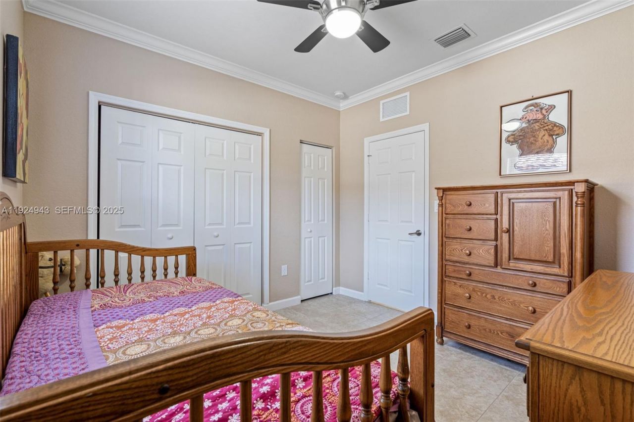 15154 SW 118th St, Miami, FL 33196 Photo