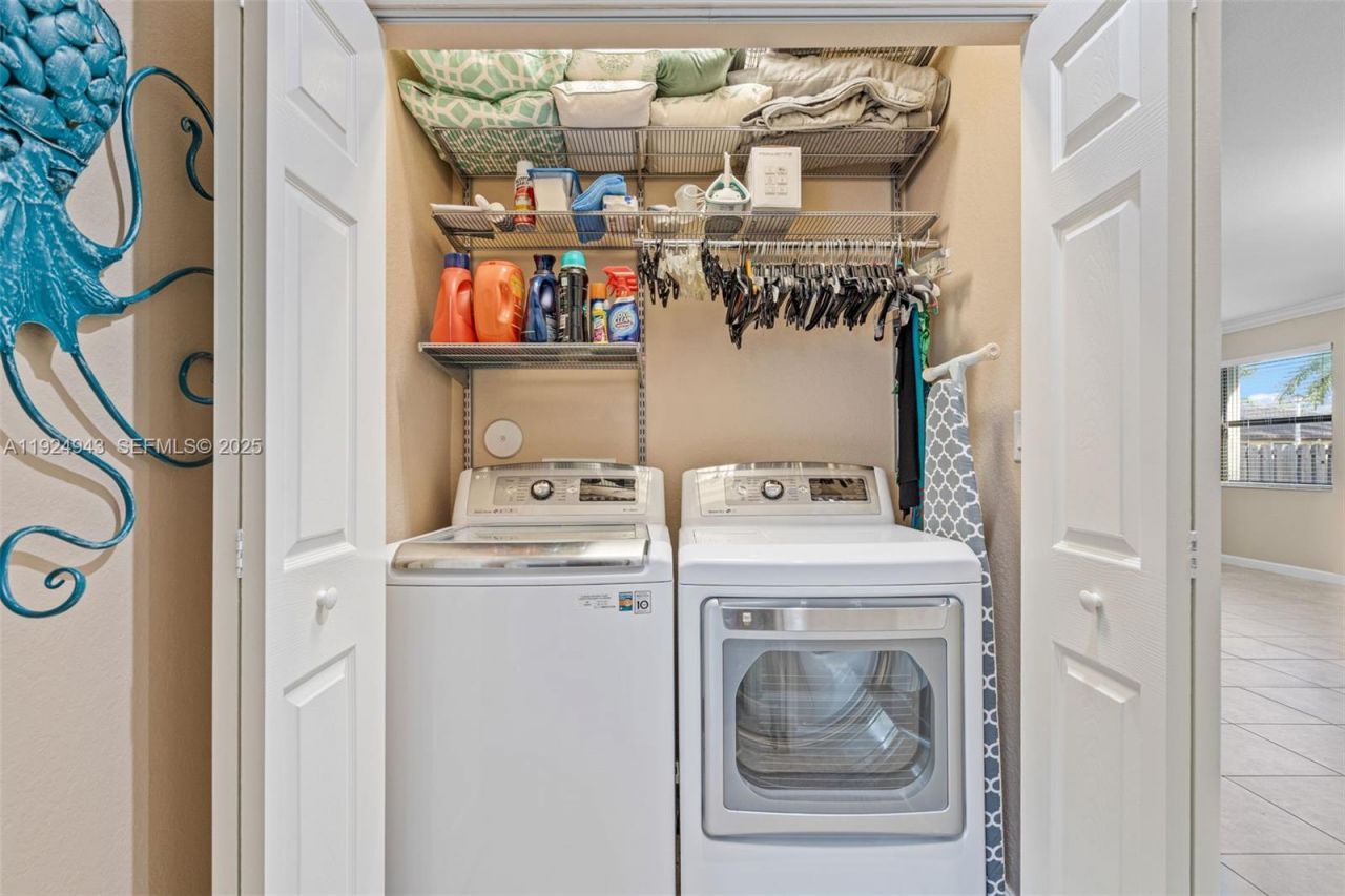 15154 SW 118th St, Miami, FL 33196 Photo