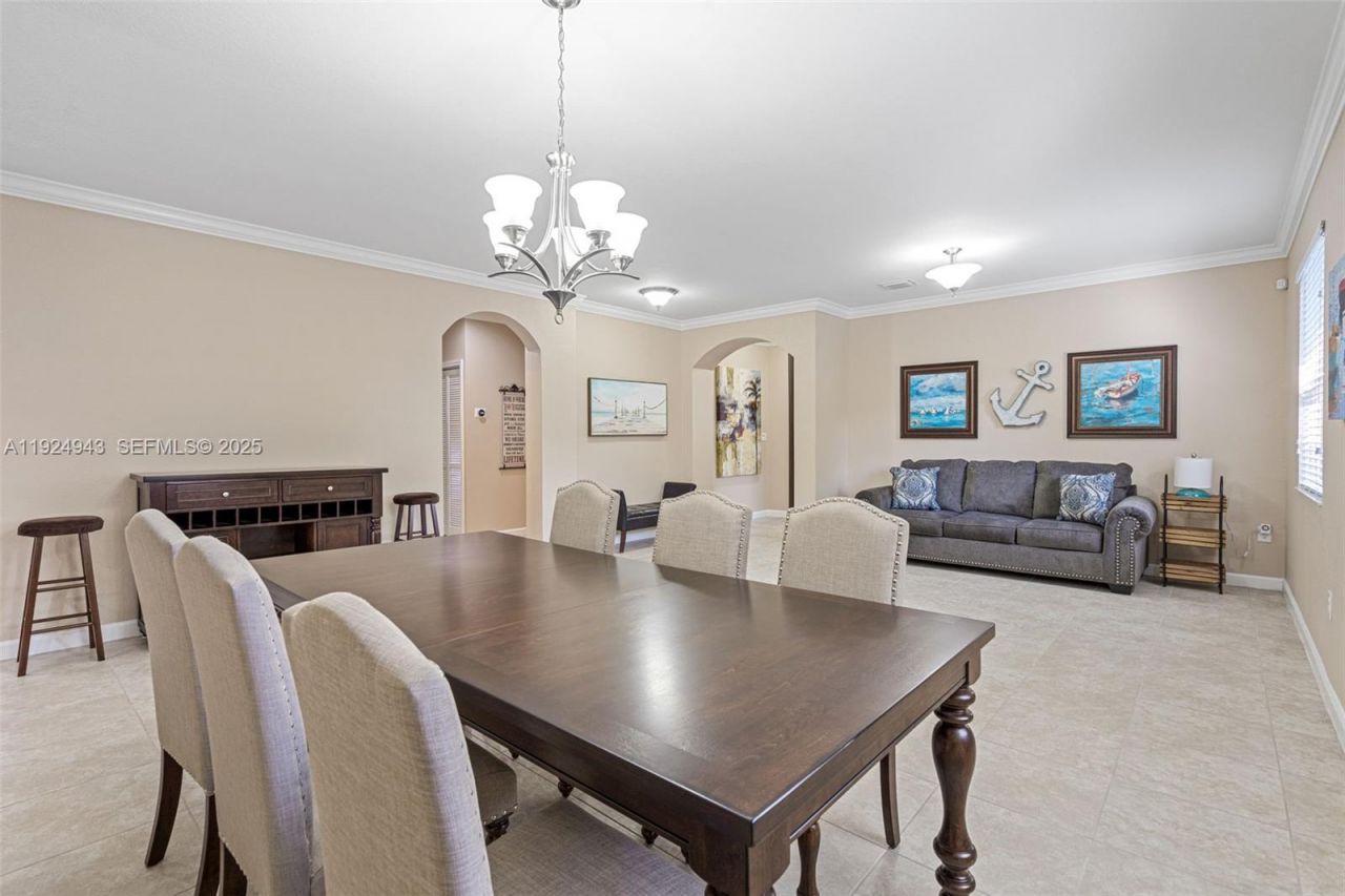 15154 SW 118th St, Miami, FL 33196 Photo