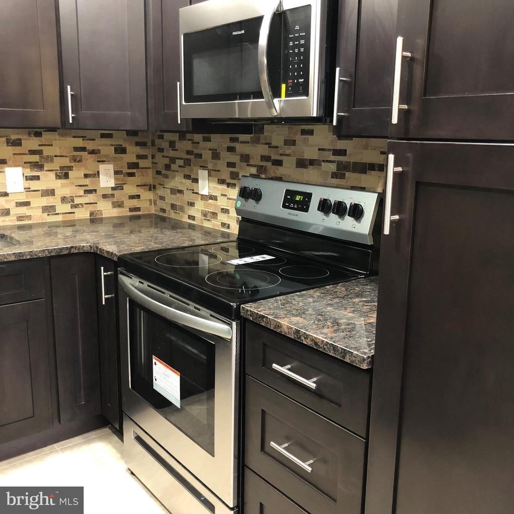 711 Yardley Commons, Yardley, PA 19067 Main Photo