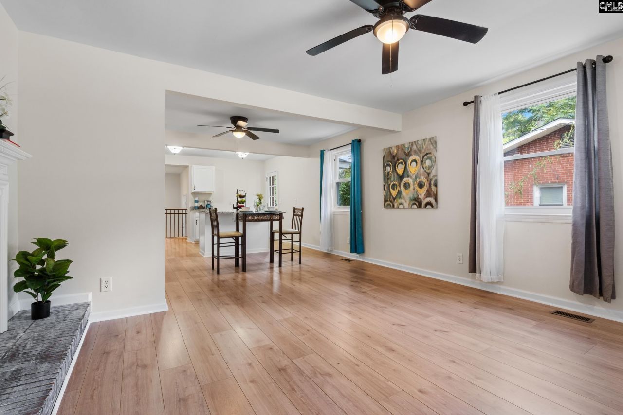504 Lakeside Photo 12