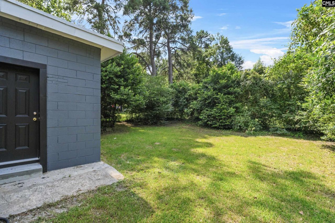 504 Lakeside Photo 31