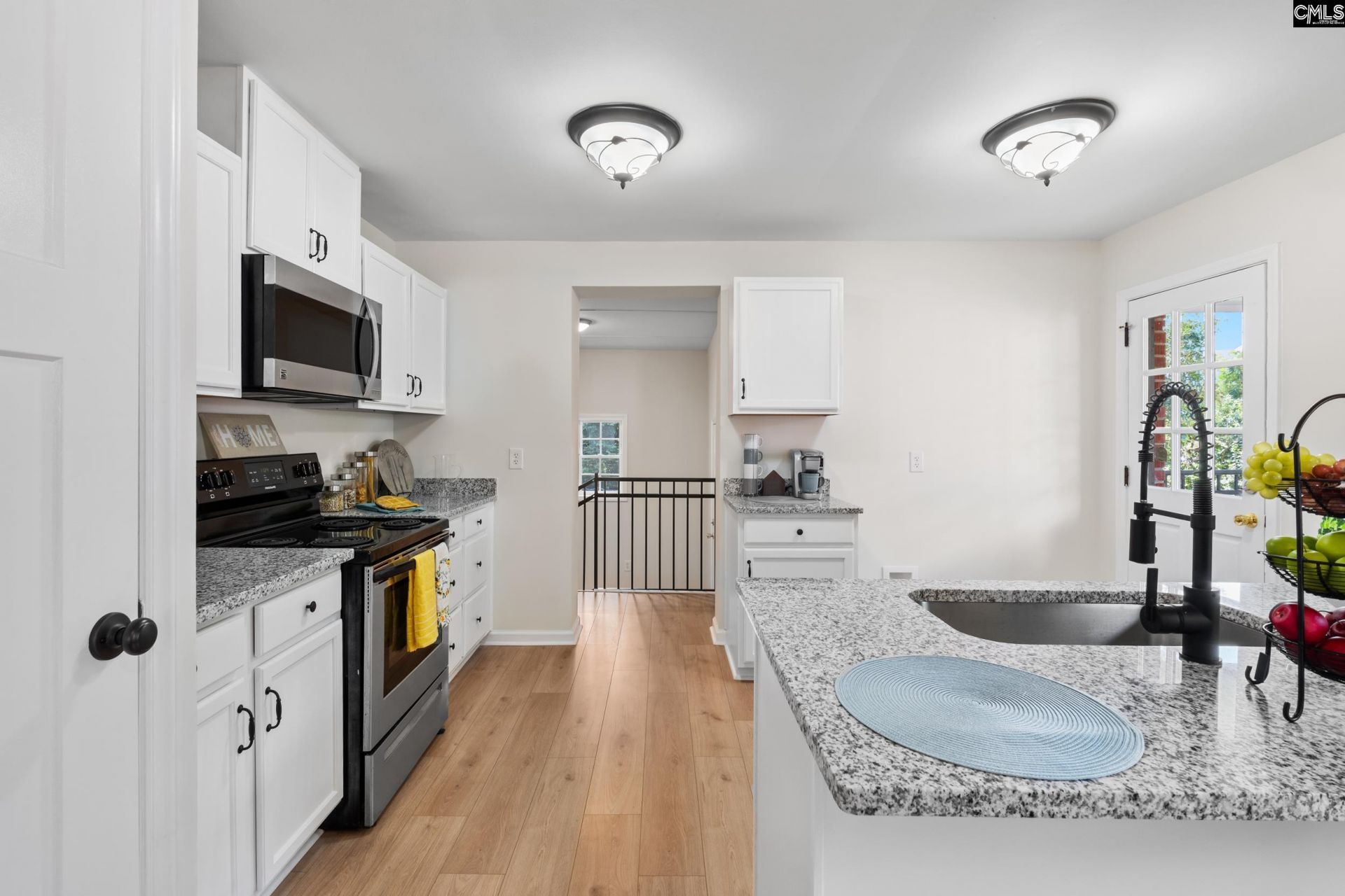 504 Lakeside Photo 4