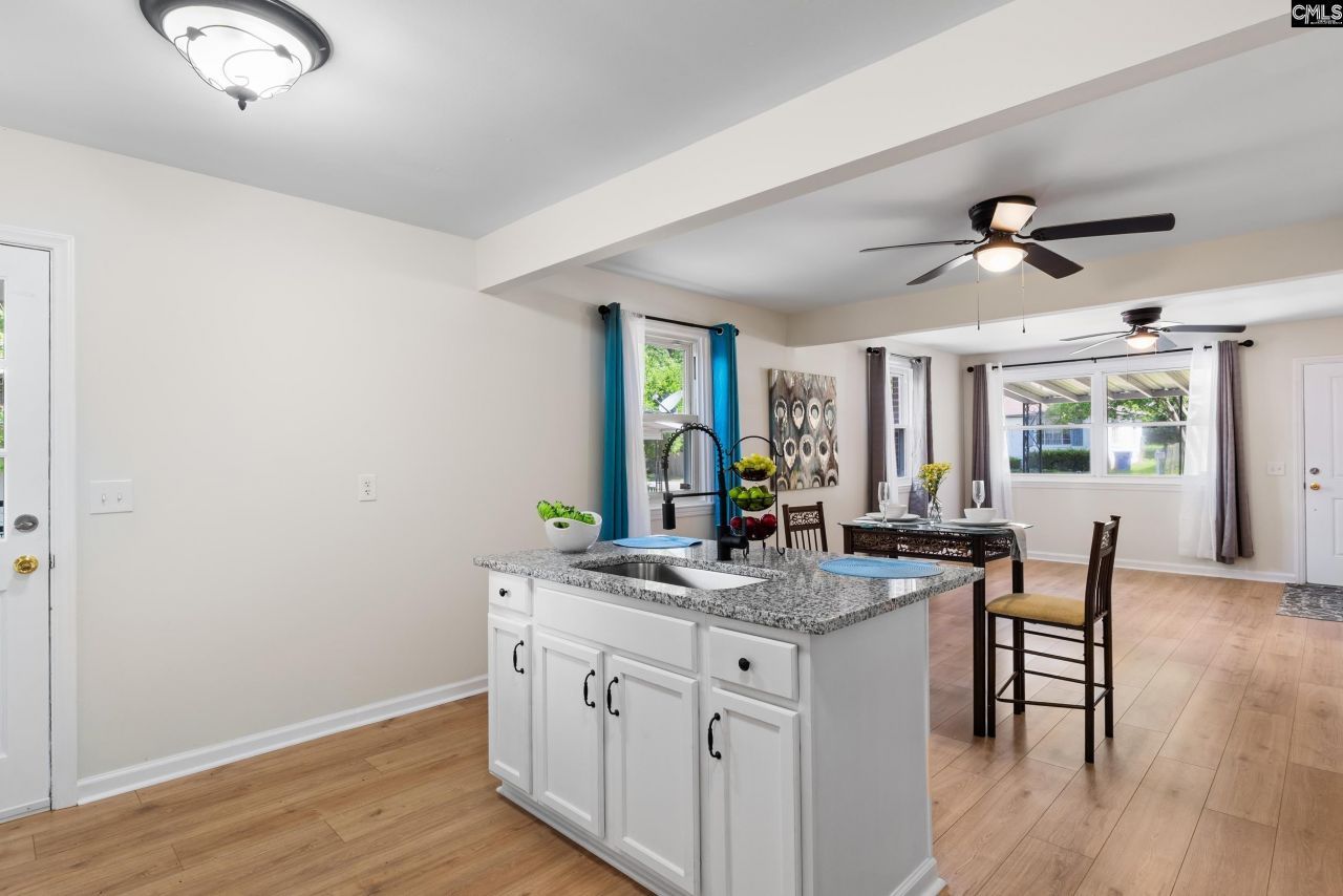 504 Lakeside Photo 7