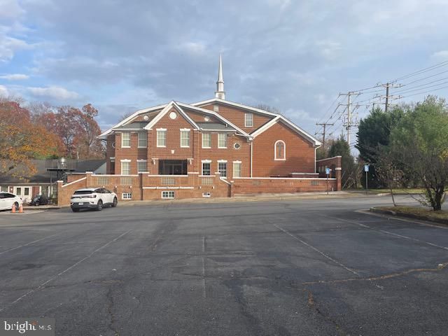 3464 Annandale Road, Falls Church, VA 22042 Main Photo