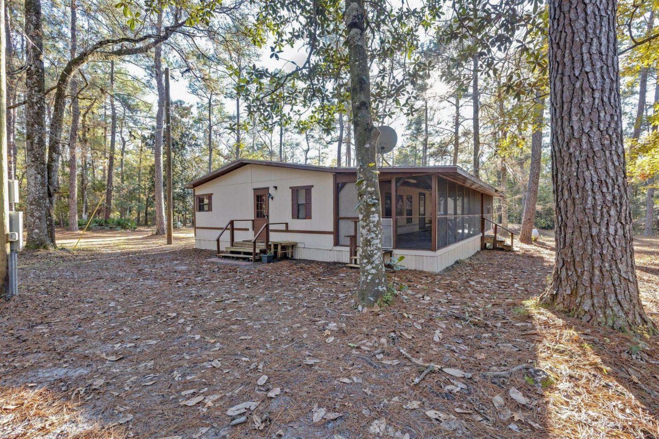 22 Berry Road, Sopchoppy, FL 32358 Photo