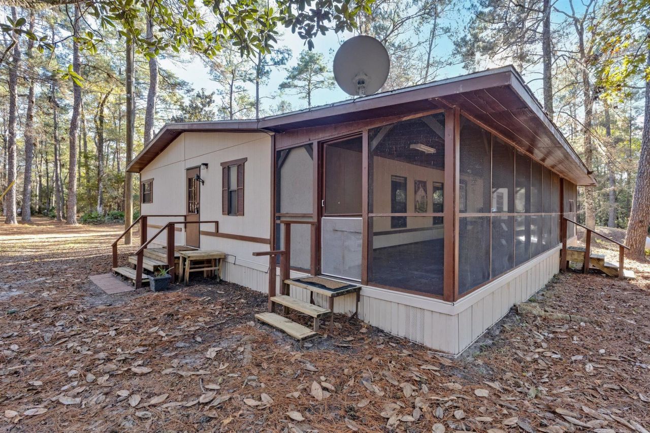 22 Berry Road, Sopchoppy, FL 32358 Photo