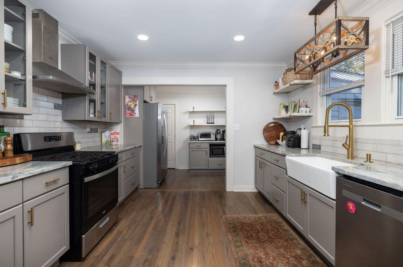 3014 Maybank Highway Photo 6