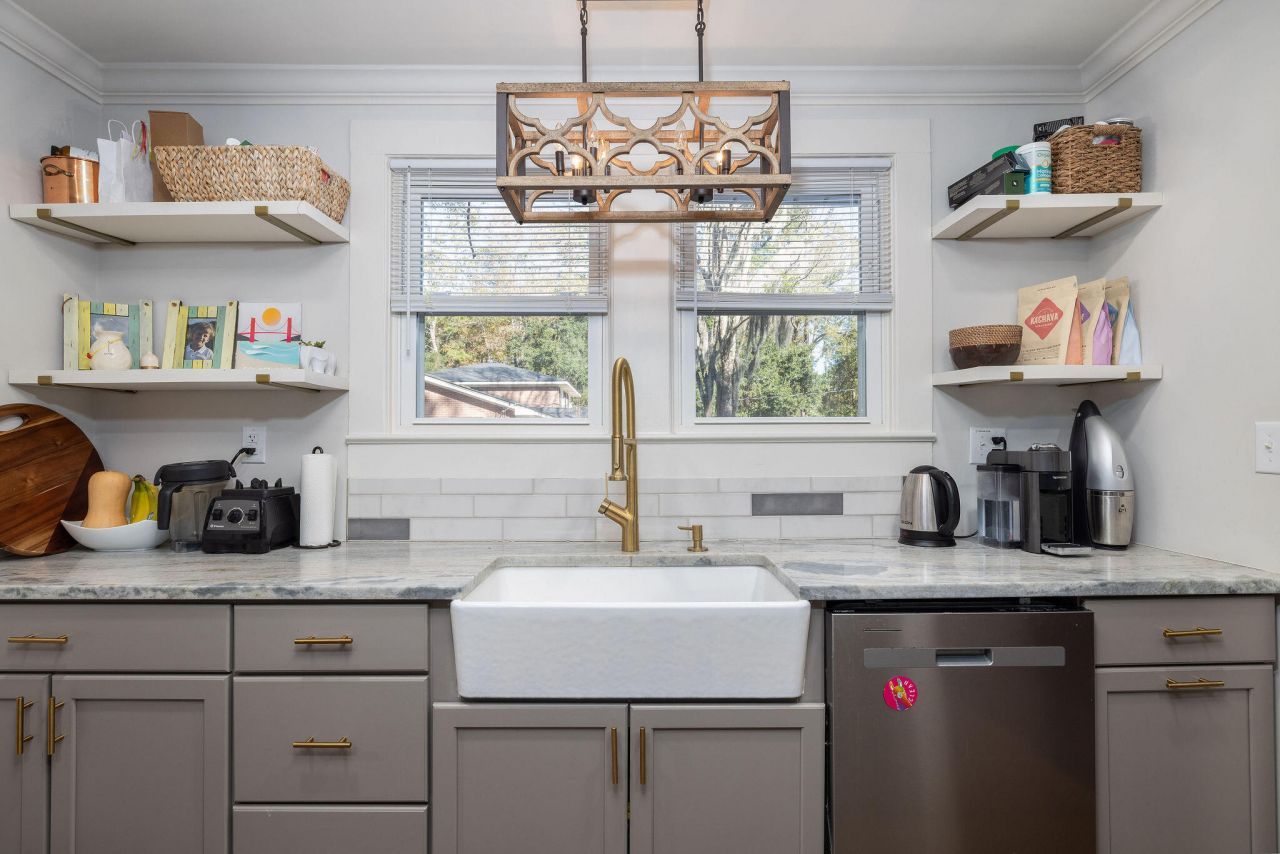 3014 Maybank Highway Photo 8