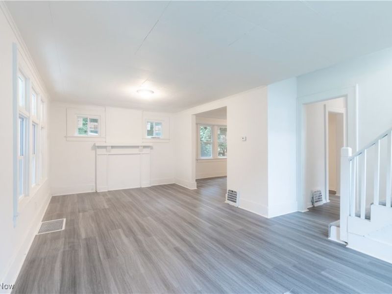 320 Wildwood Avenue, Akron, OH 44320 Photo 3