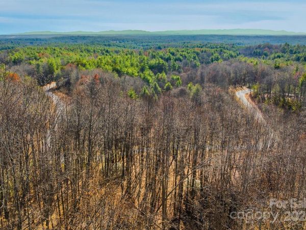 1038 Round Rock Road, Lenoir, NC 28645