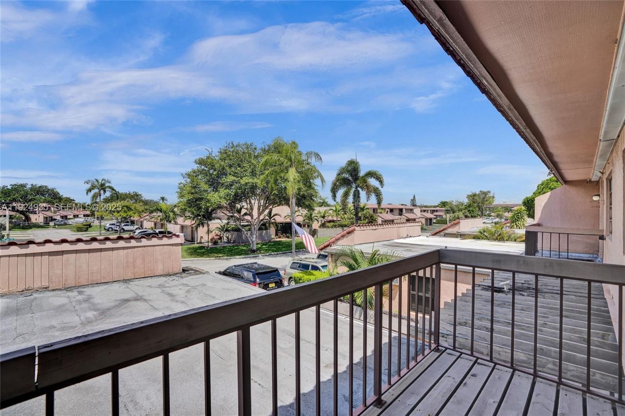 20607 NE 7th Ct, Miami, FL 33179 Photo