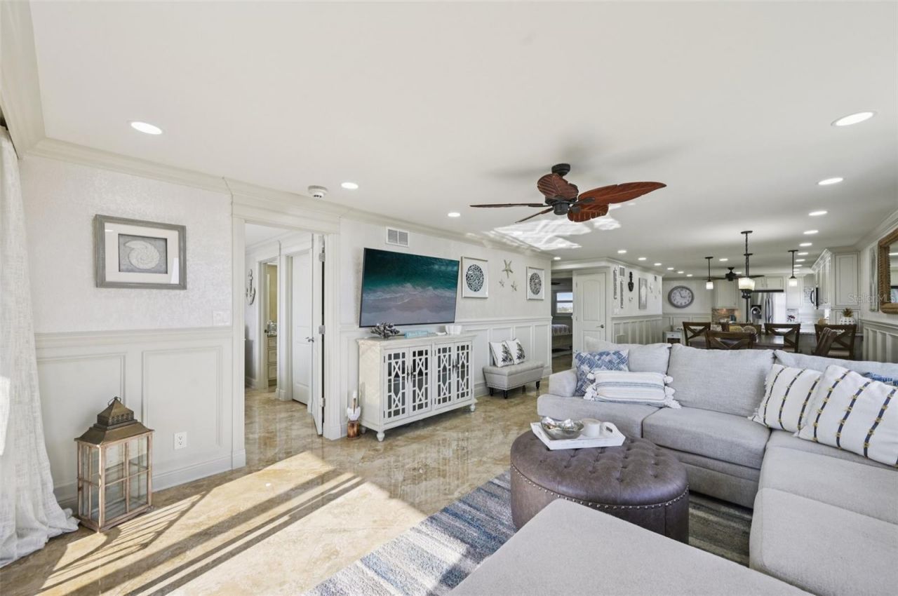 5770 Midnight Pass Road, Unit C601, Sarasota, FL 34242 Photo