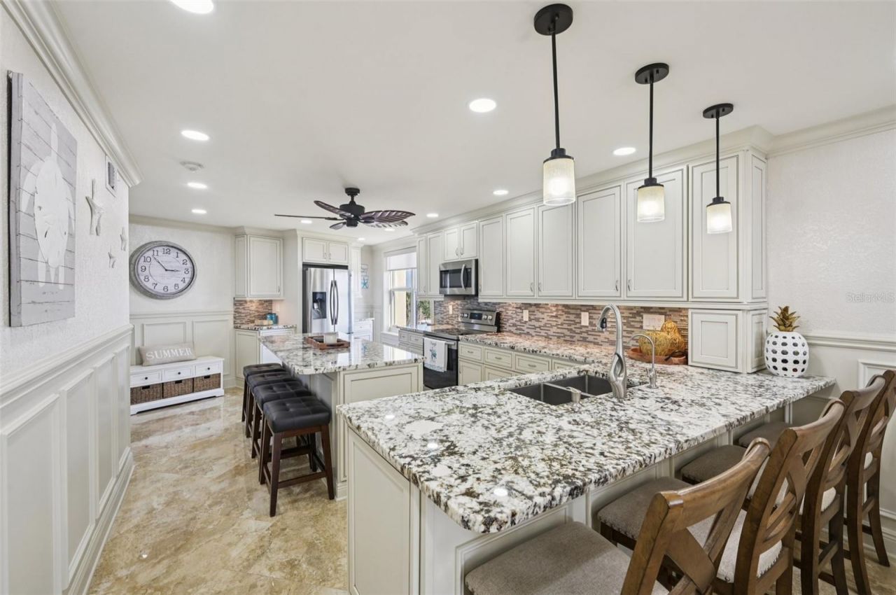 5770 Midnight Pass Road, Unit C601, Sarasota, FL 34242 Photo